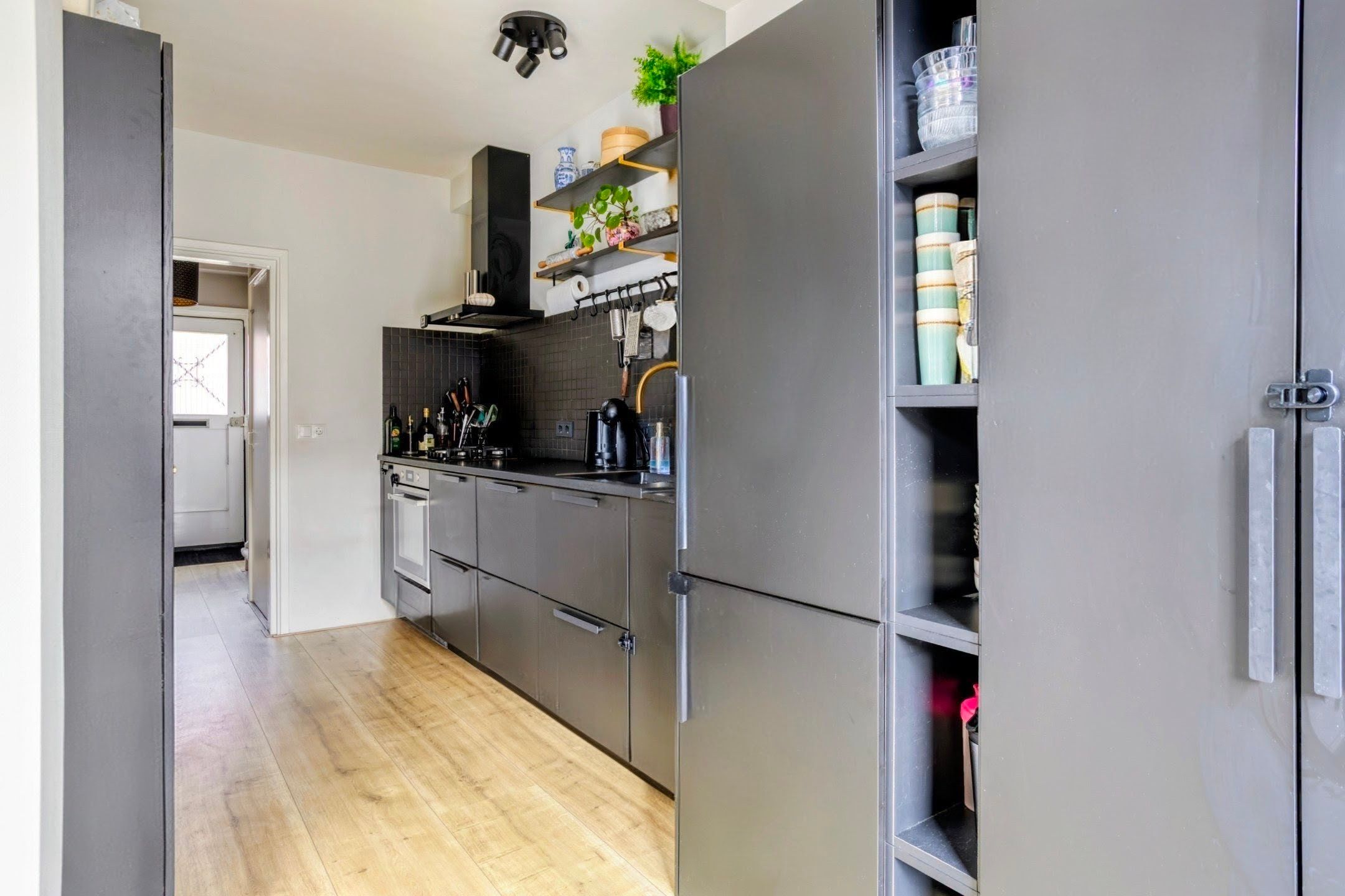 Foto 18 van Irenestraat 4