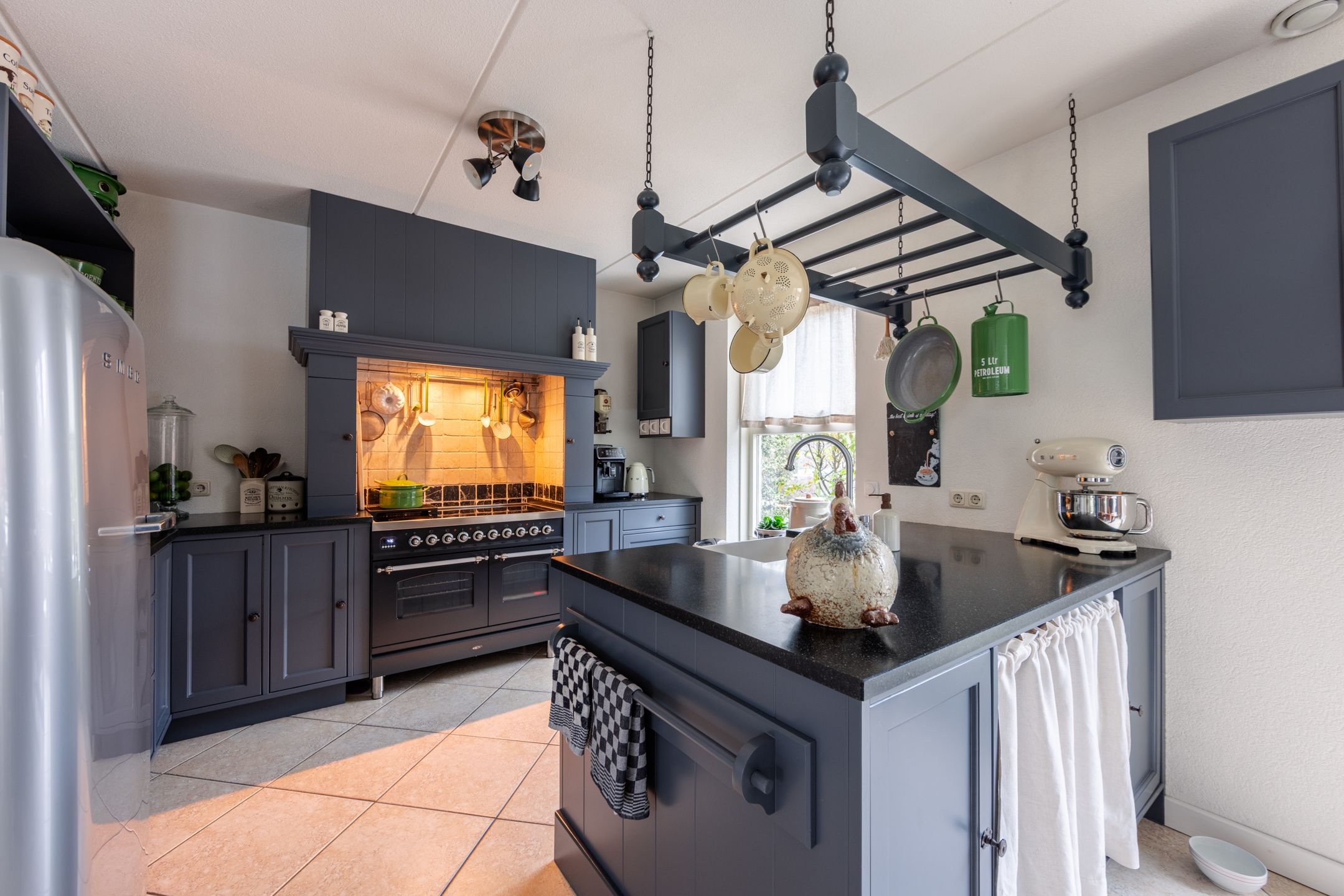 Spacious Detached Villa with Open Water Views and A++++ Energy Label in Makkum — 17