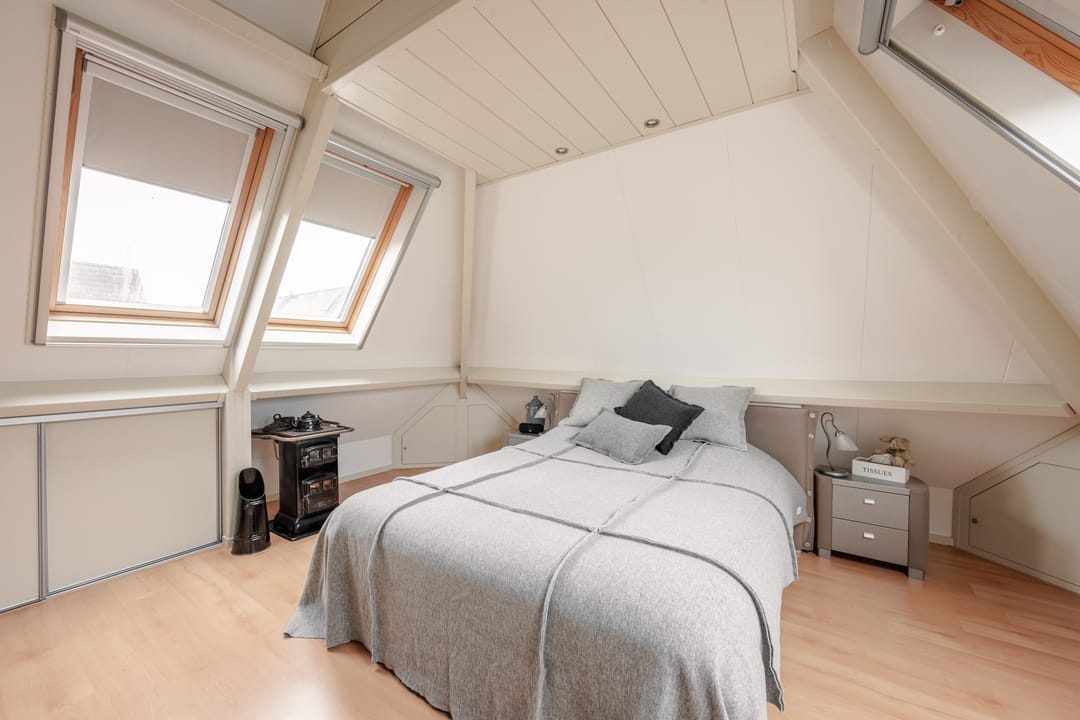 Spacious Detached Villa with Open Water Views and A++++ Energy Label in Makkum — 31