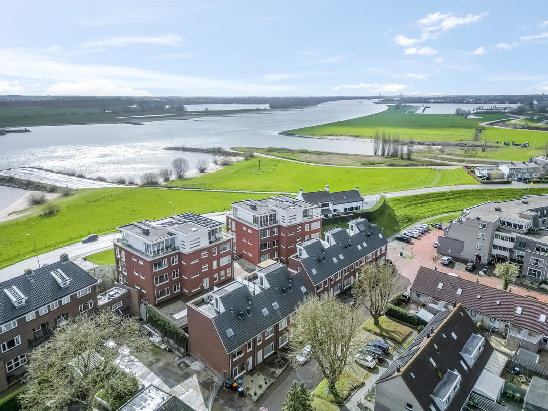 Photo 2 of Arie Jacob van Ogtenstraat 25