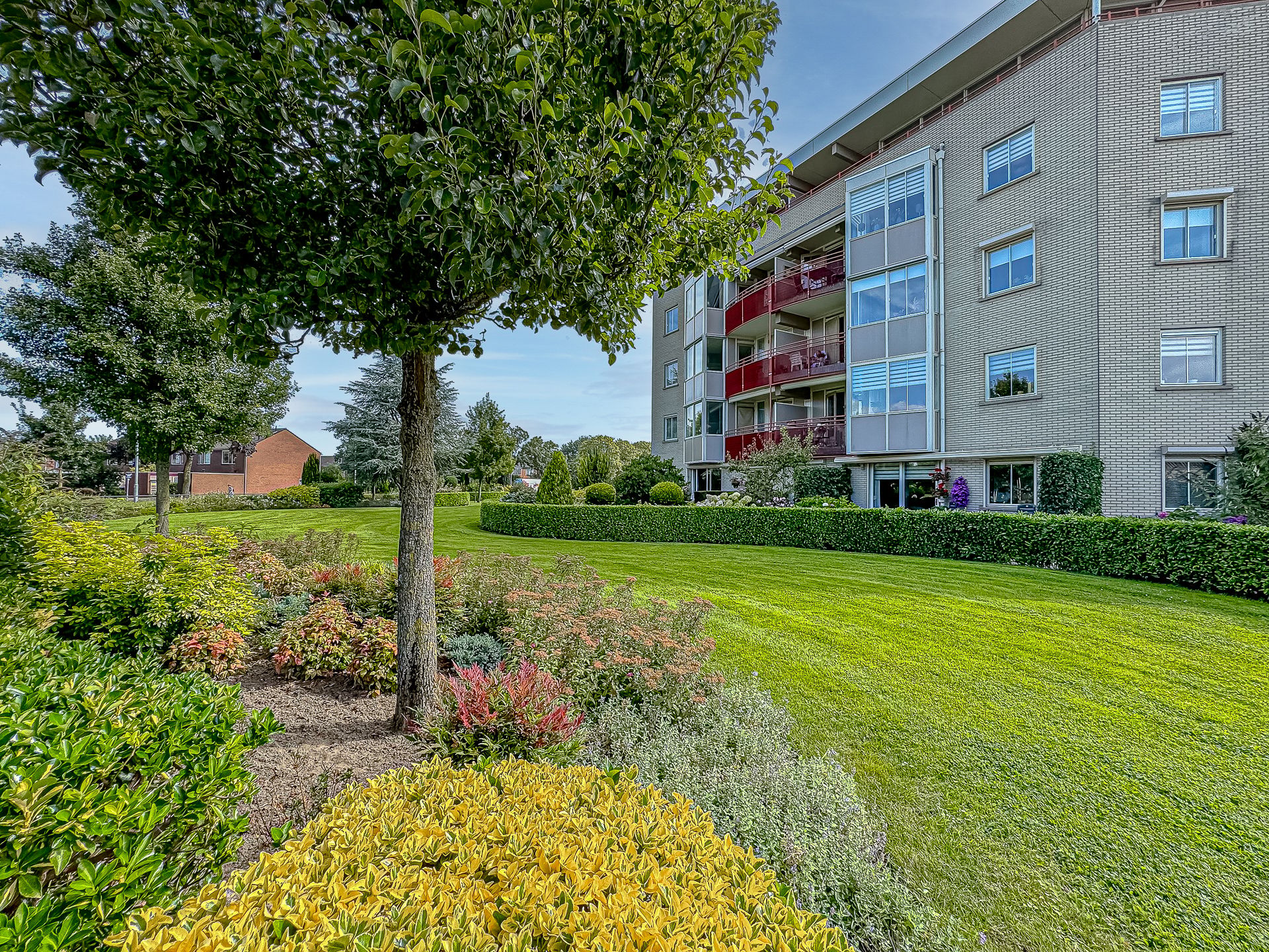 Ground Floor Apartment with Garden, Garage and Storage in Zevenaar — 26