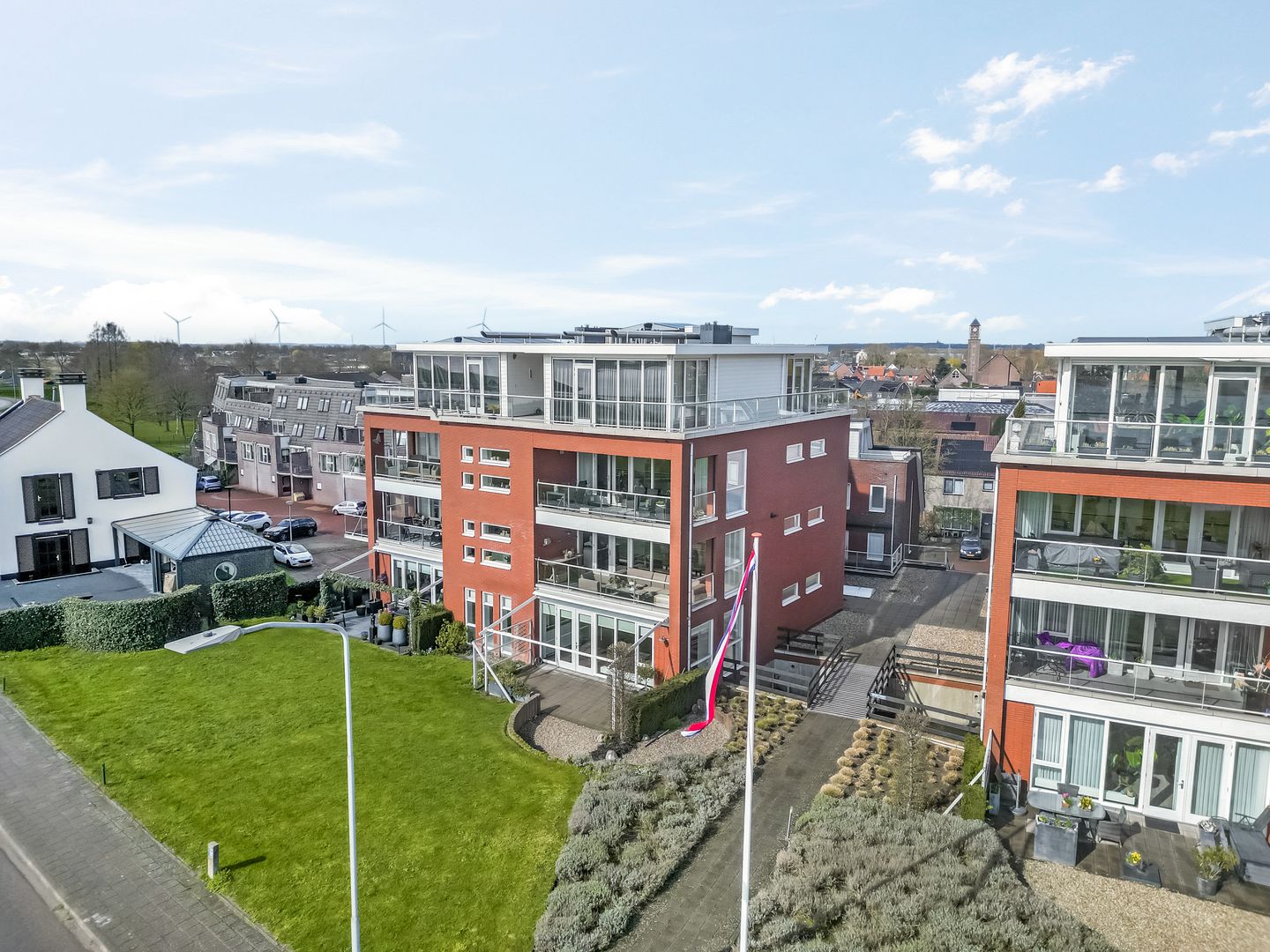 Photo 5 of Arie Jacob van Ogtenstraat 25