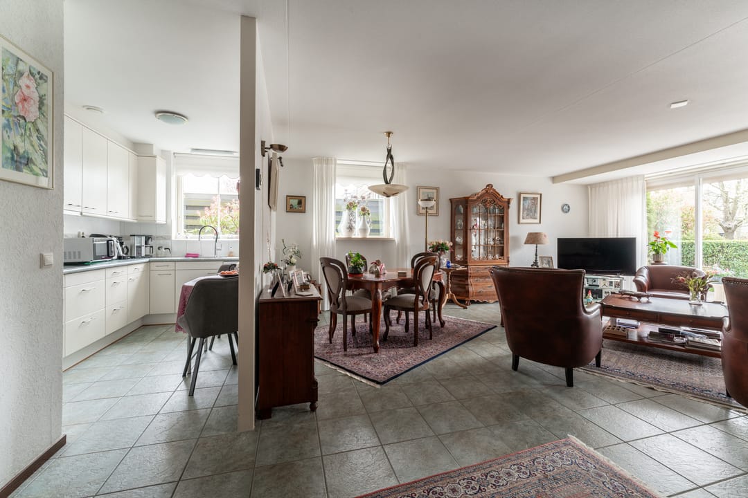 Ground Floor Apartment with Garden, Garage and Storage in Zevenaar — 13