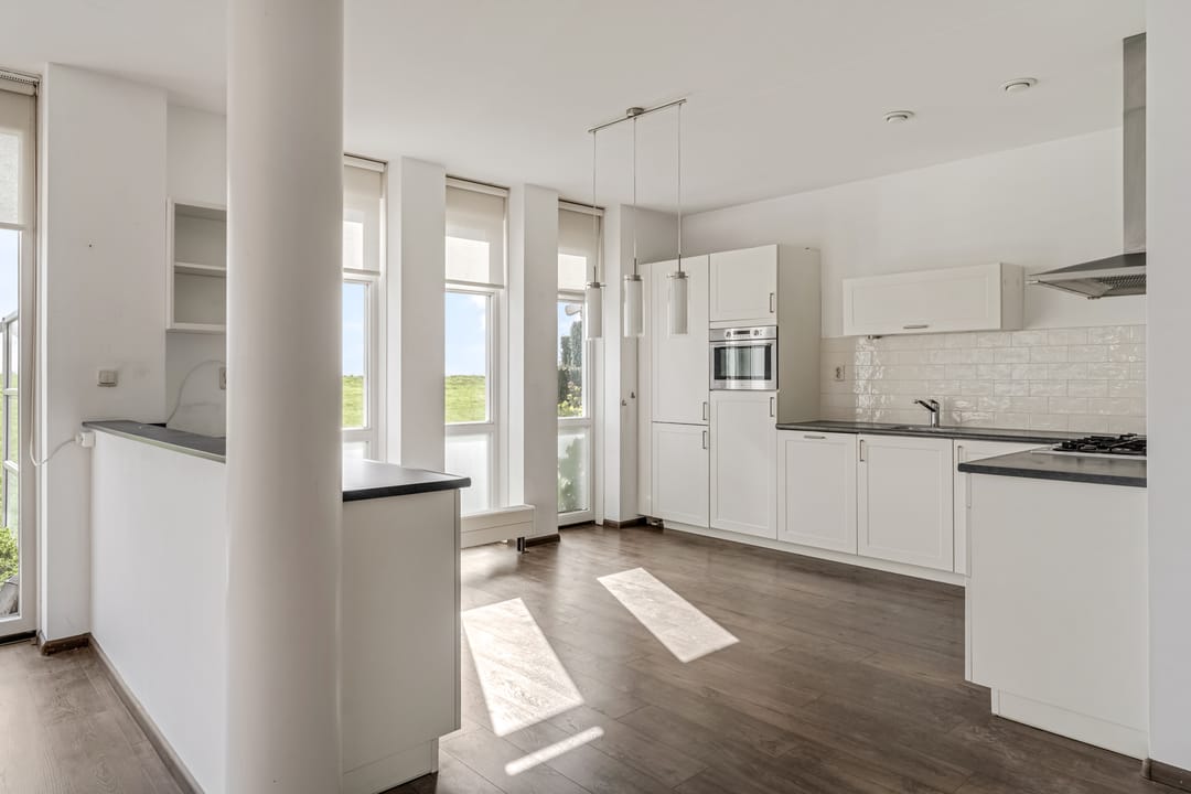 Photo 46 of Arie Jacob van Ogtenstraat 25