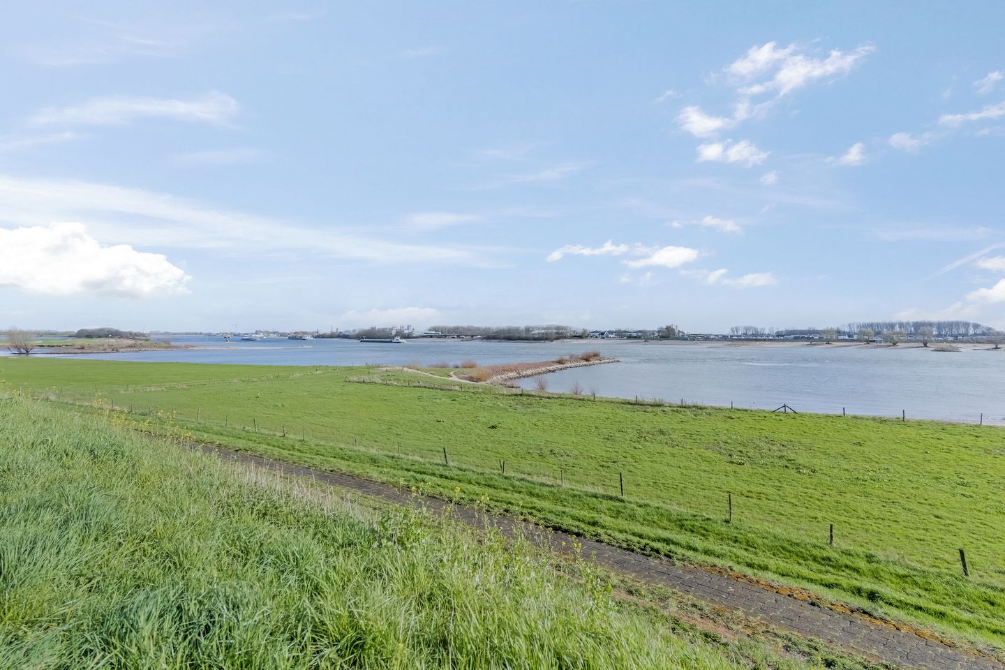 Photo 14 of Arie Jacob van Ogtenstraat 25