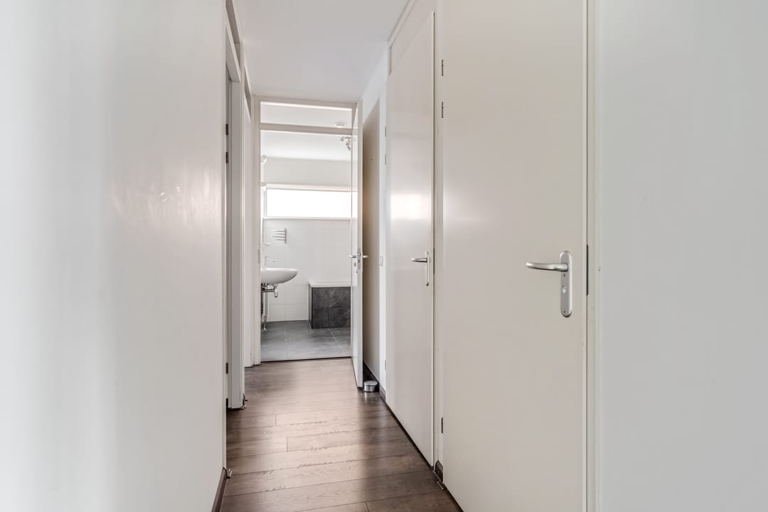 Photo 31 of Arie Jacob van Ogtenstraat 25