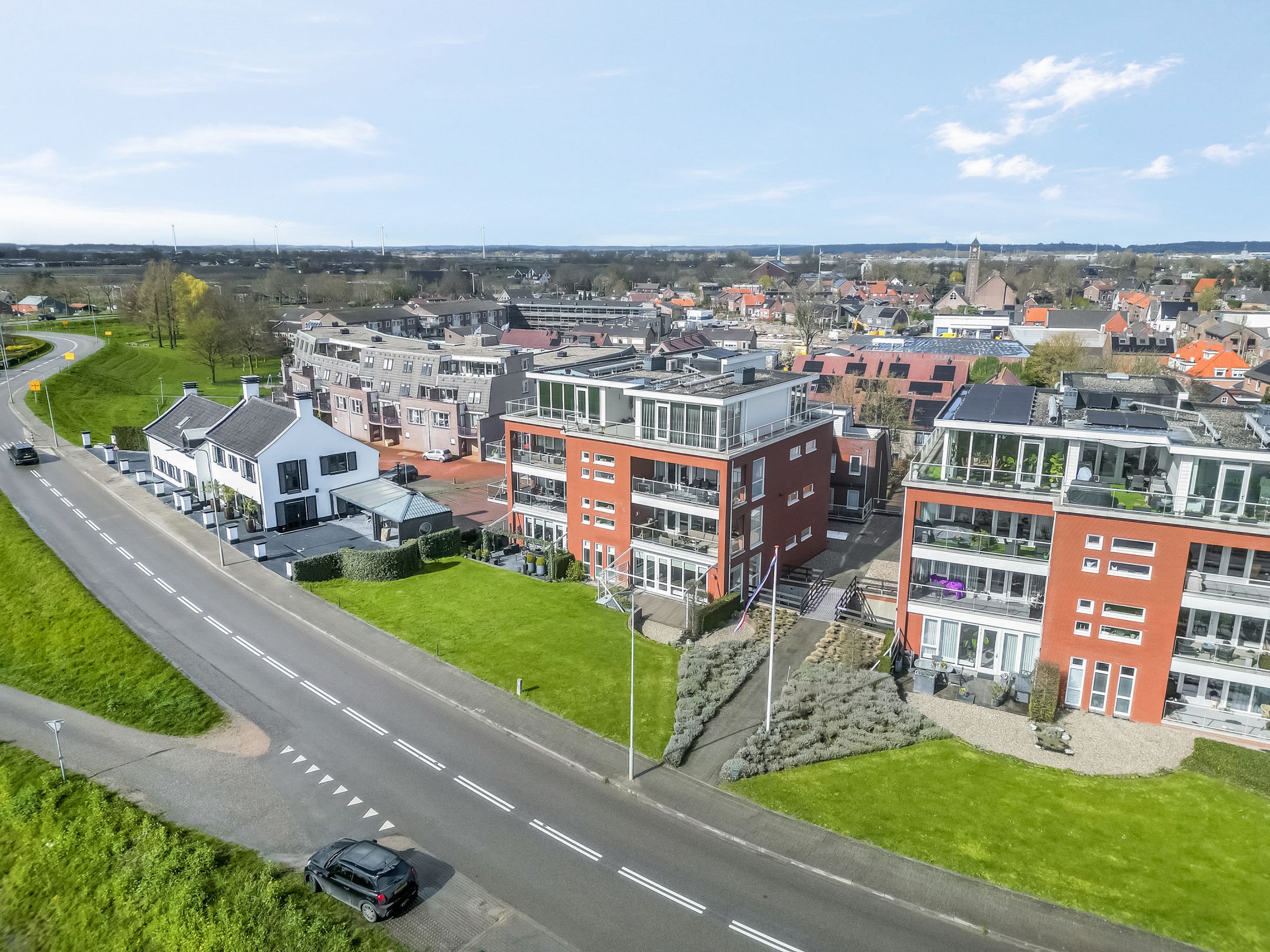 Photo 6 of Arie Jacob van Ogtenstraat 25