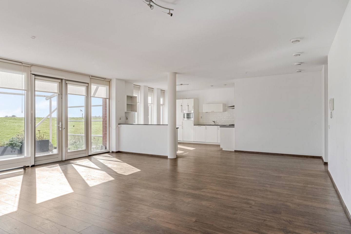 Photo 4 of Arie Jacob van Ogtenstraat 25