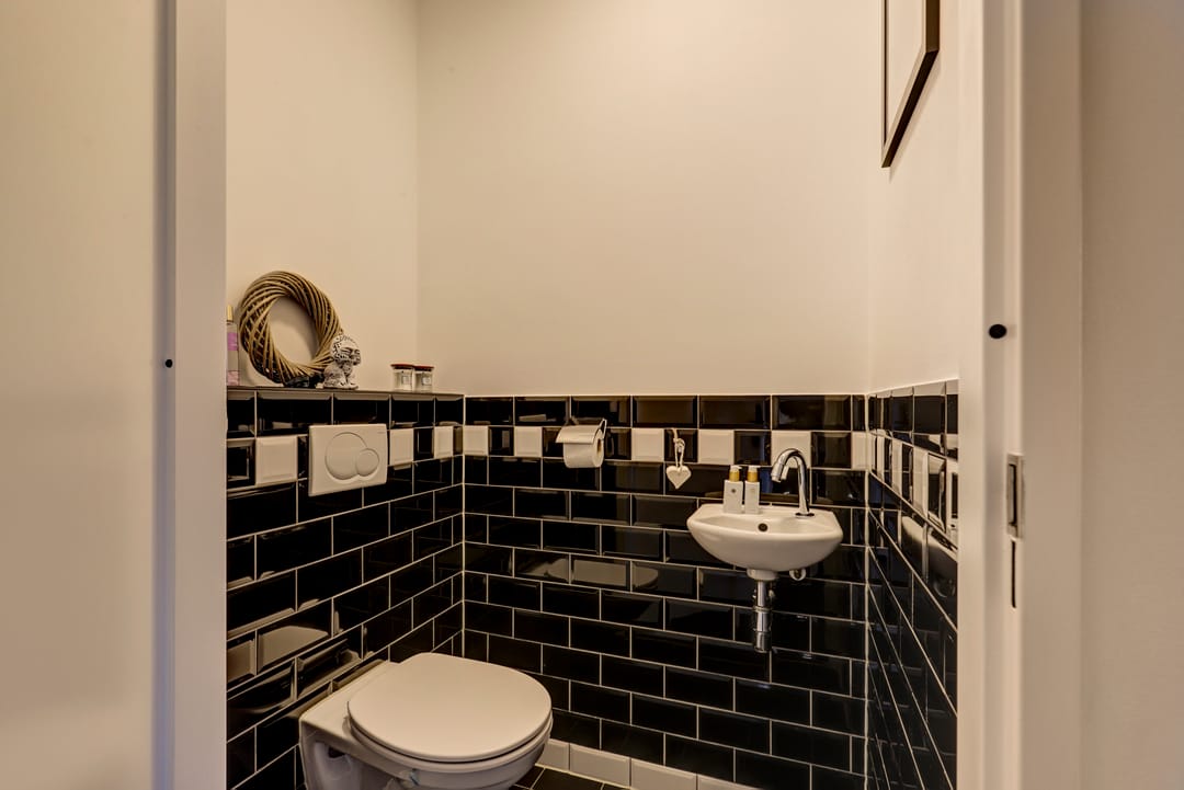 Photo 8 of Burg. Moonshof 28