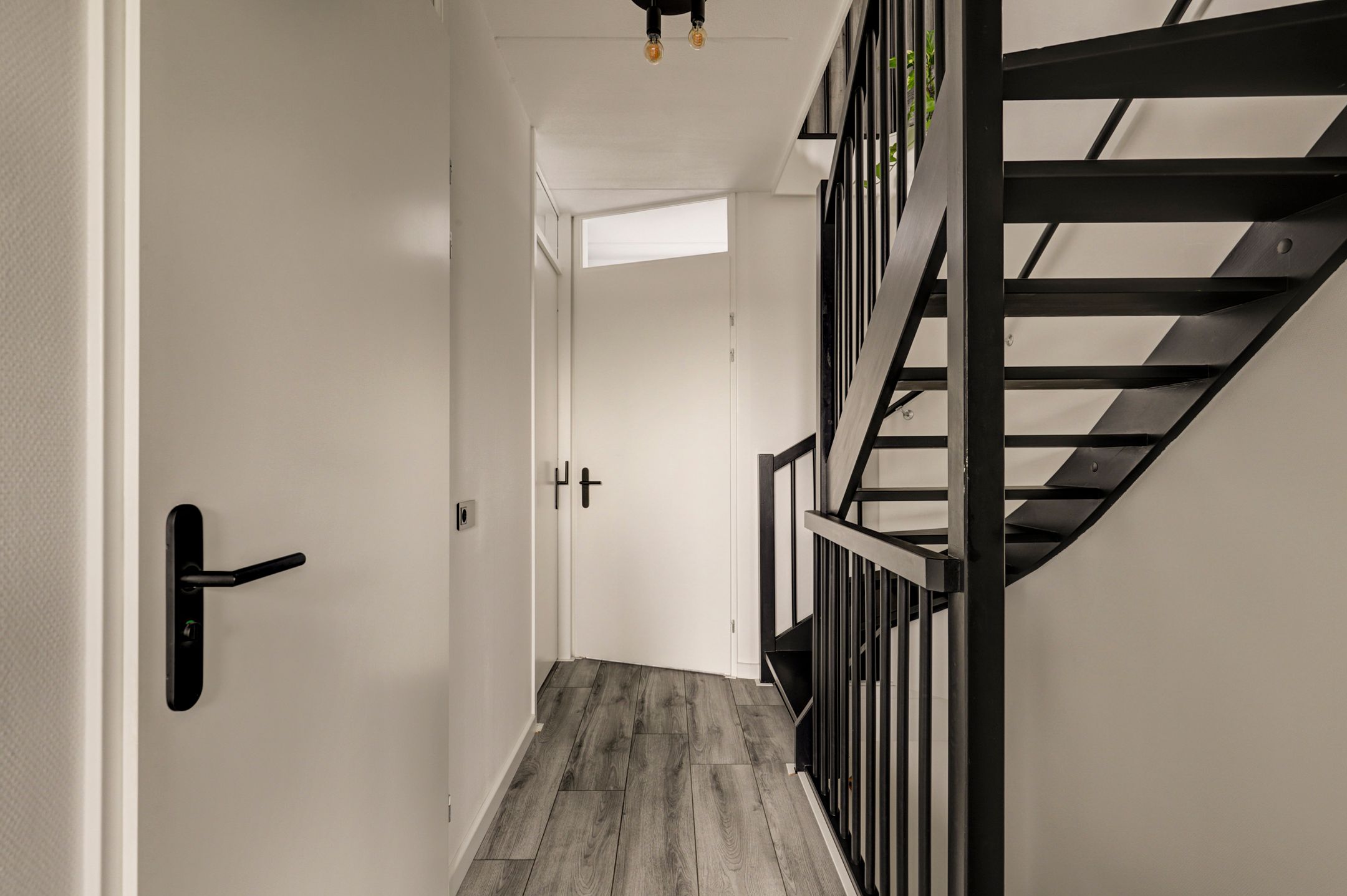 Photo 21 of Burg. Moonshof 28