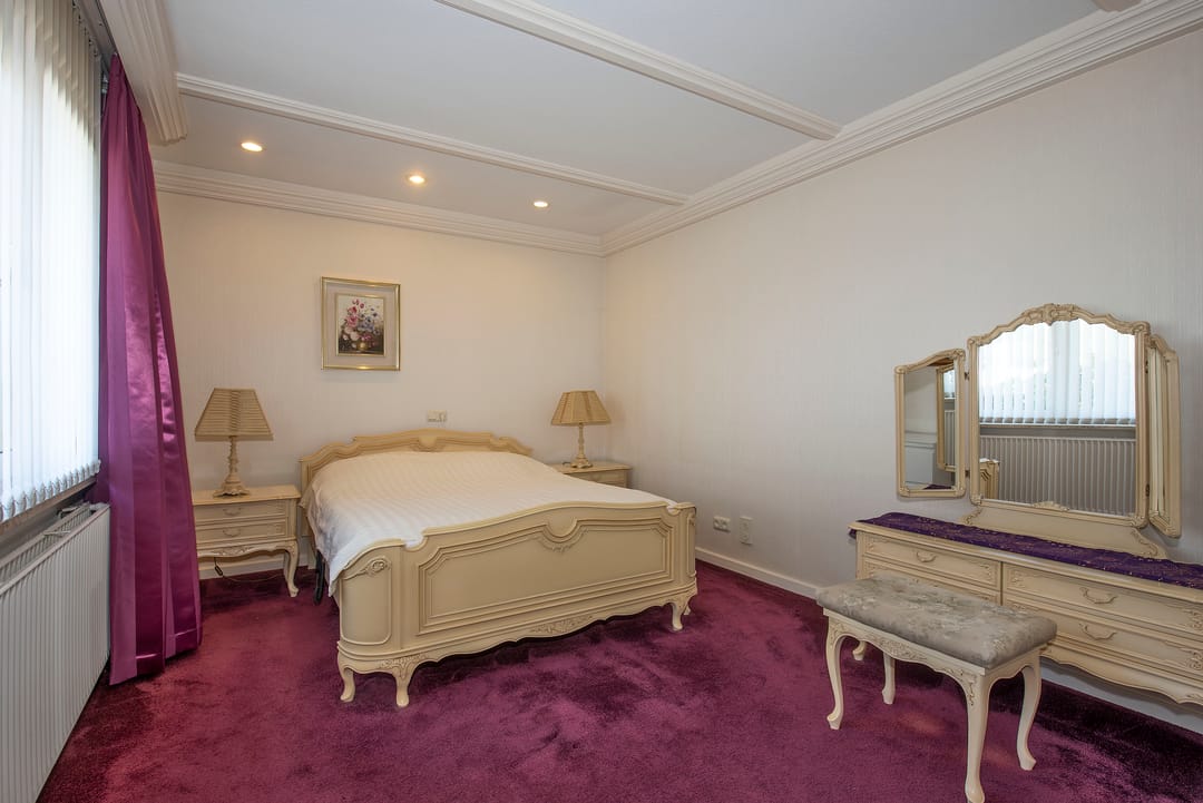 Foto 26 van Den Hof 4