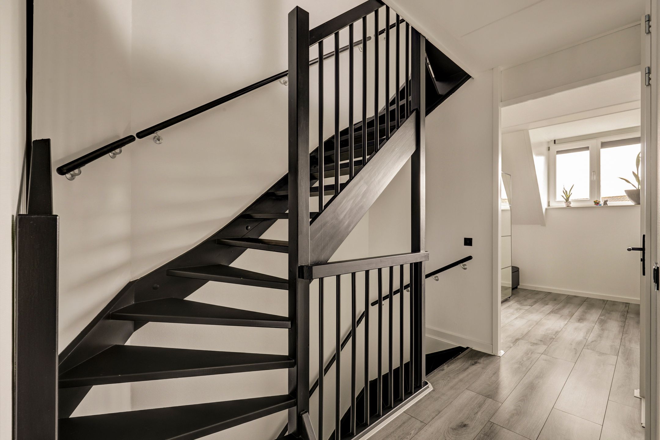 Photo 33 of Burg. Moonshof 28