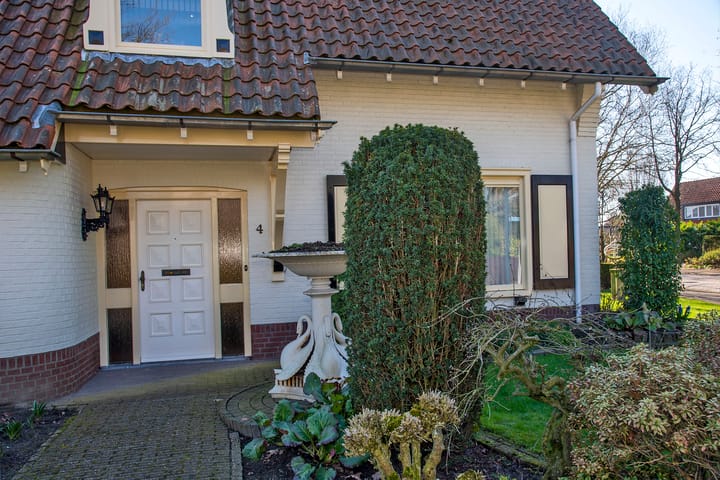 Foto 4 van Den Hof 4