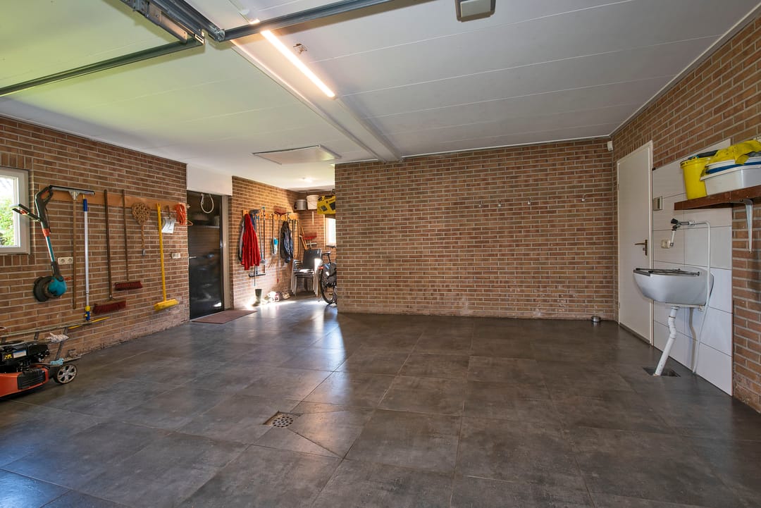 Foto 22 van Den Hof 4