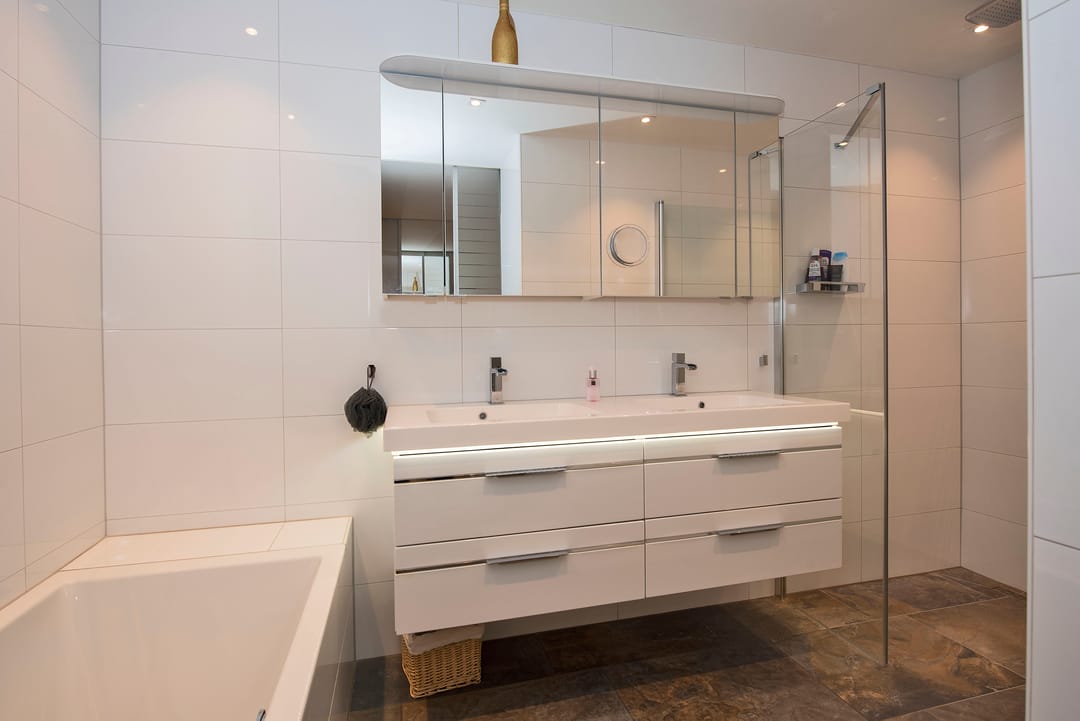 Foto 28 van Den Hof 4