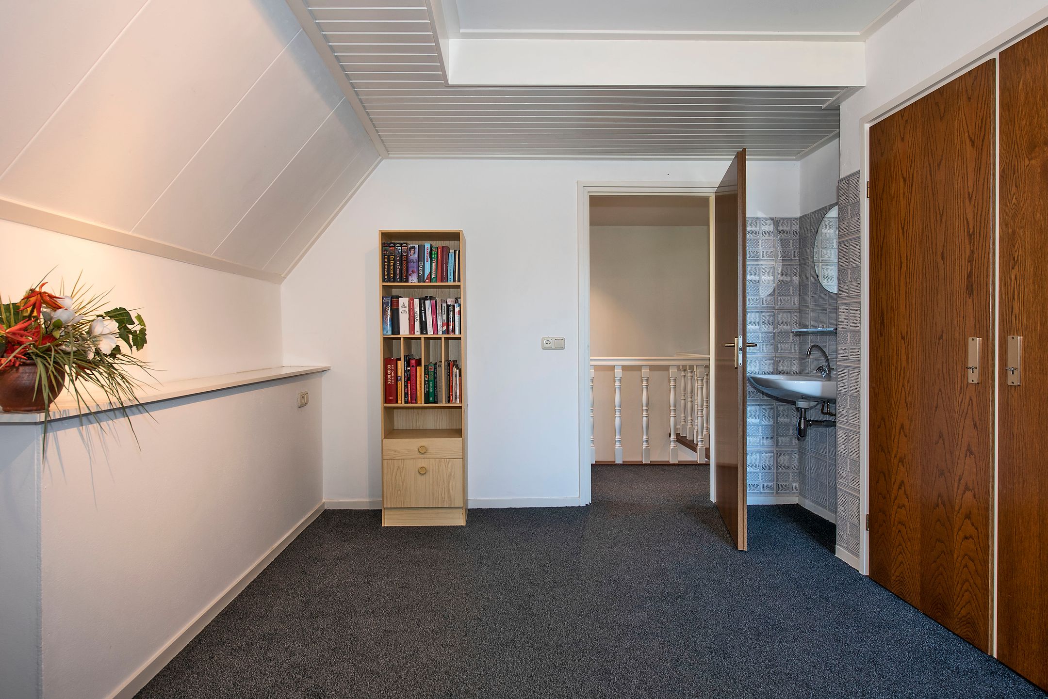 Foto 45 van Den Hof 4