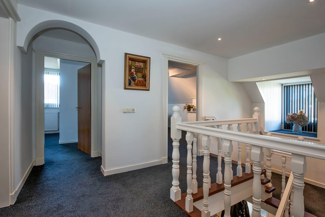 Foto 32 van Den Hof 4