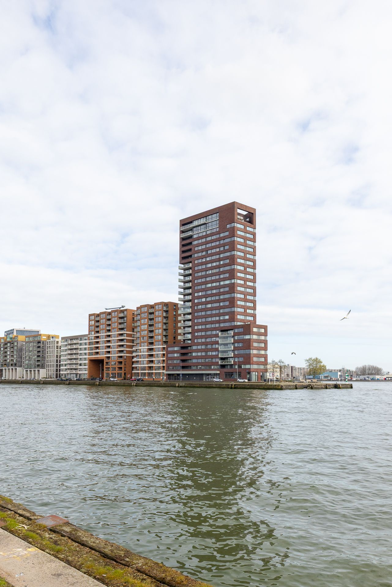 Foto 34 van Lloydkade 849