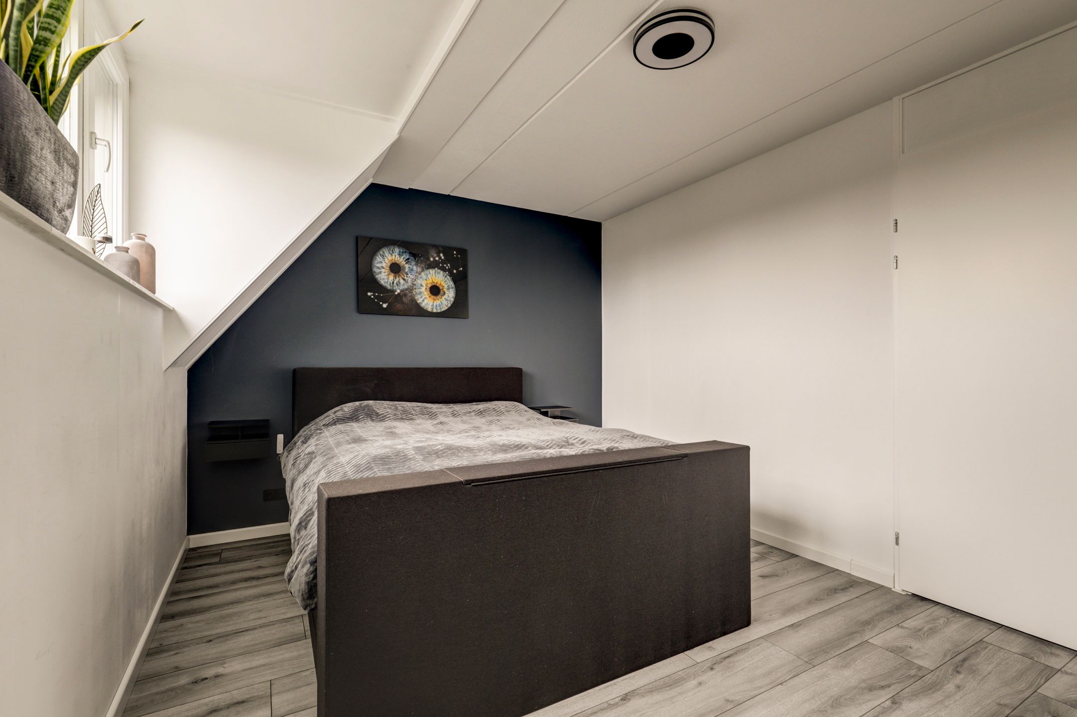 Photo 24 of Burg. Moonshof 28