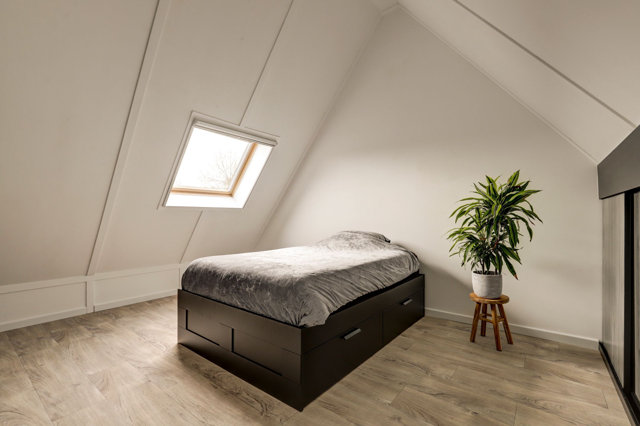 Photo 36 of Burg. Moonshof 28