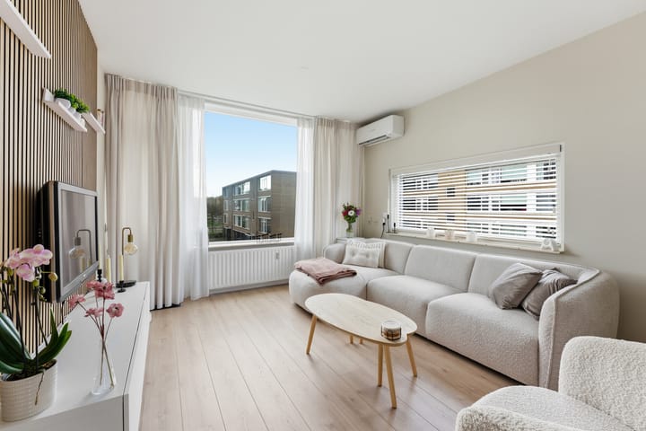 Herman de Manstraat 53