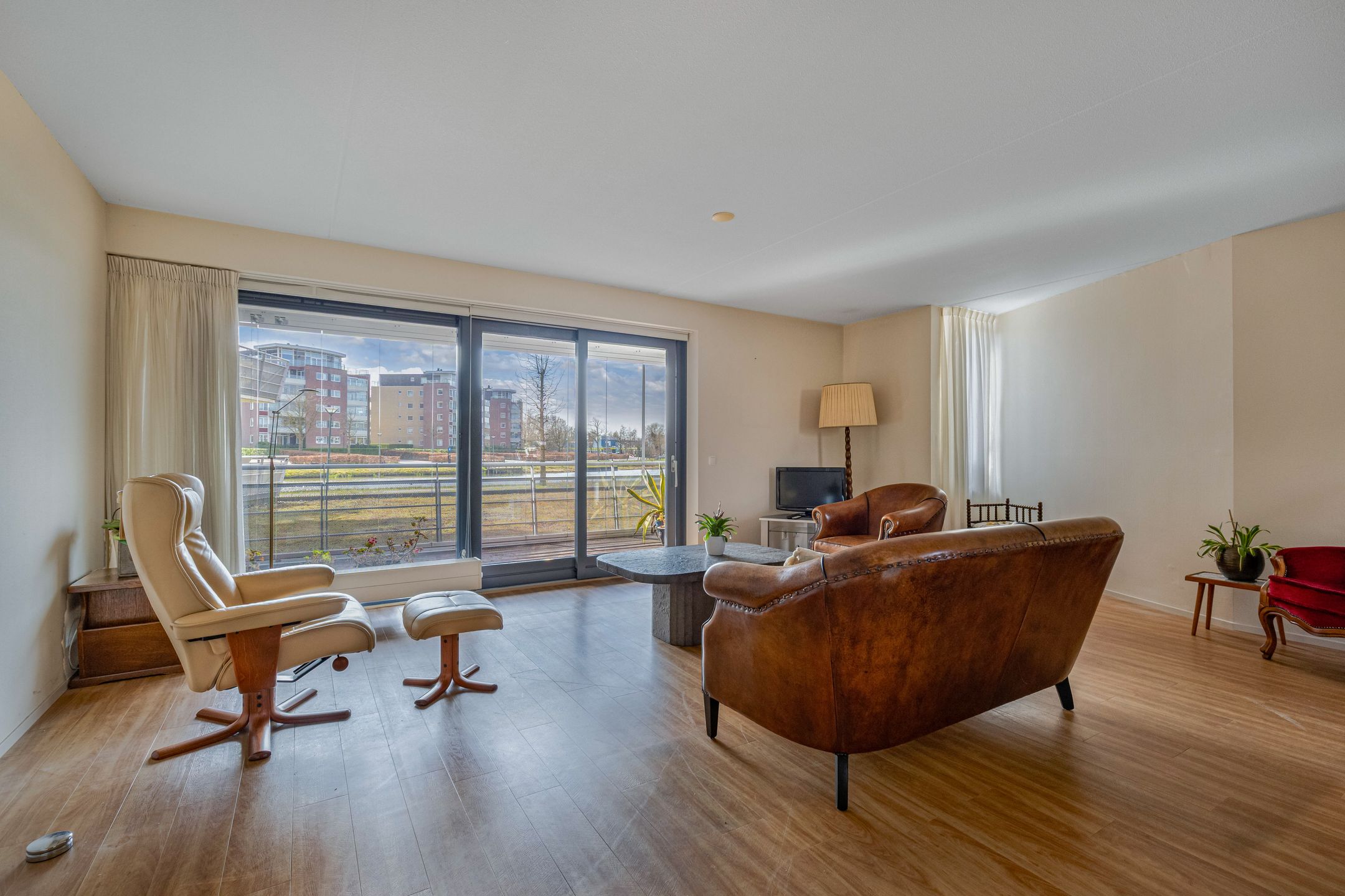 Foto 21 van Mevrouw De Rooweg 7