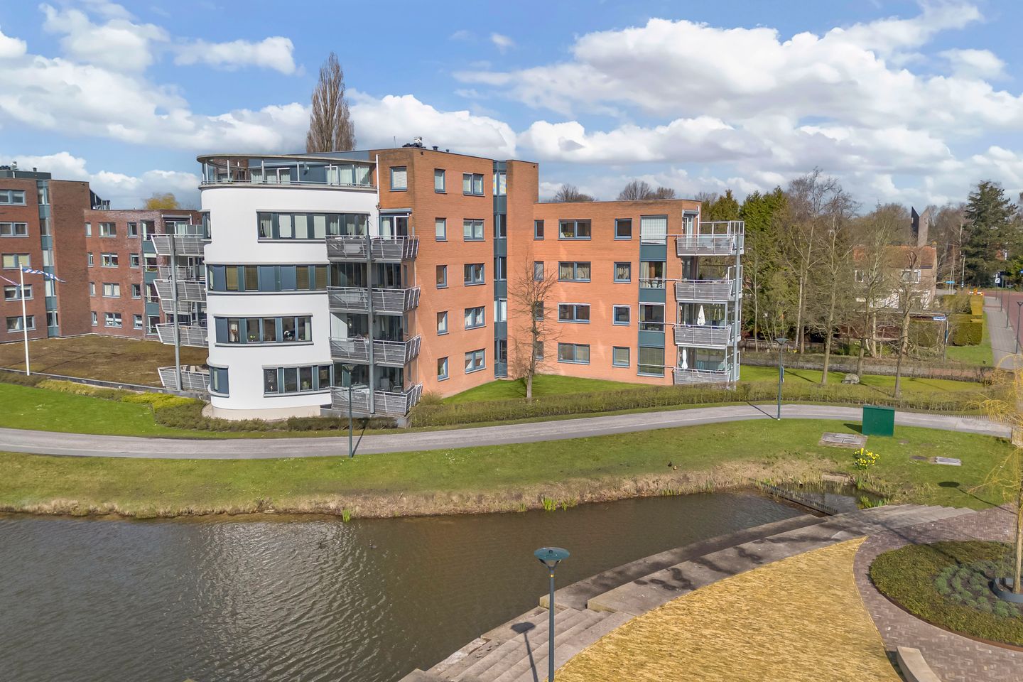 Foto 44 van Mevrouw De Rooweg 7