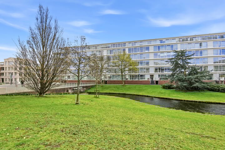 Burgemeester De Monchyplein 54 main image