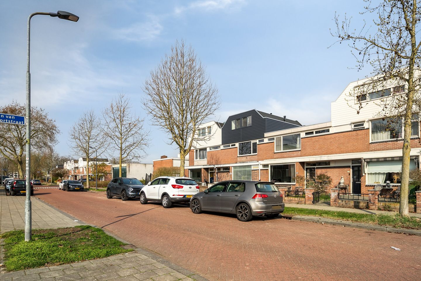 Move-in Ready Family Home in Desirable Graafsepoort Neighborhood — 31