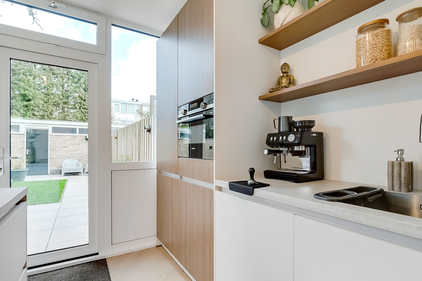 Photo 14 of Montessorilaan 24