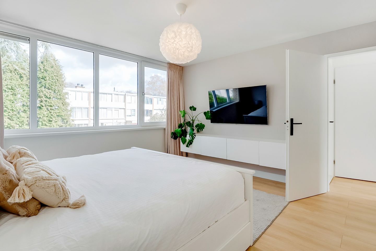 Photo 20 of Montessorilaan 24