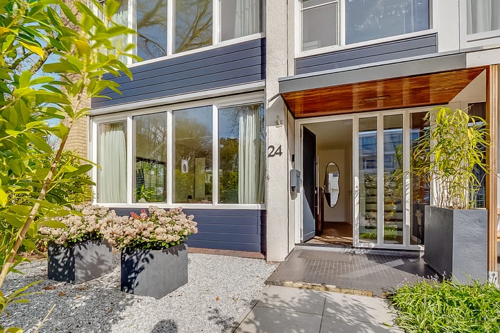 Photo 3 of Montessorilaan 24