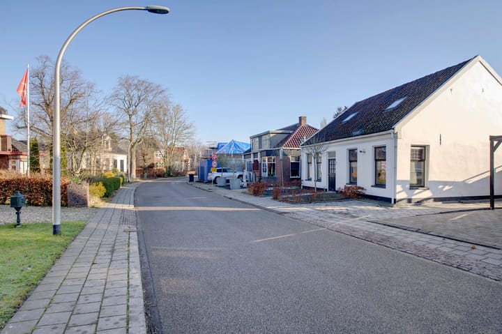 Twee-onder-één-kap te koop: Hoofdstraat 94, Nieuwolda