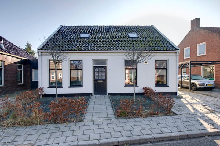 Twee-onder-één-kap te koop: Hoofdstraat 94, Nieuwolda