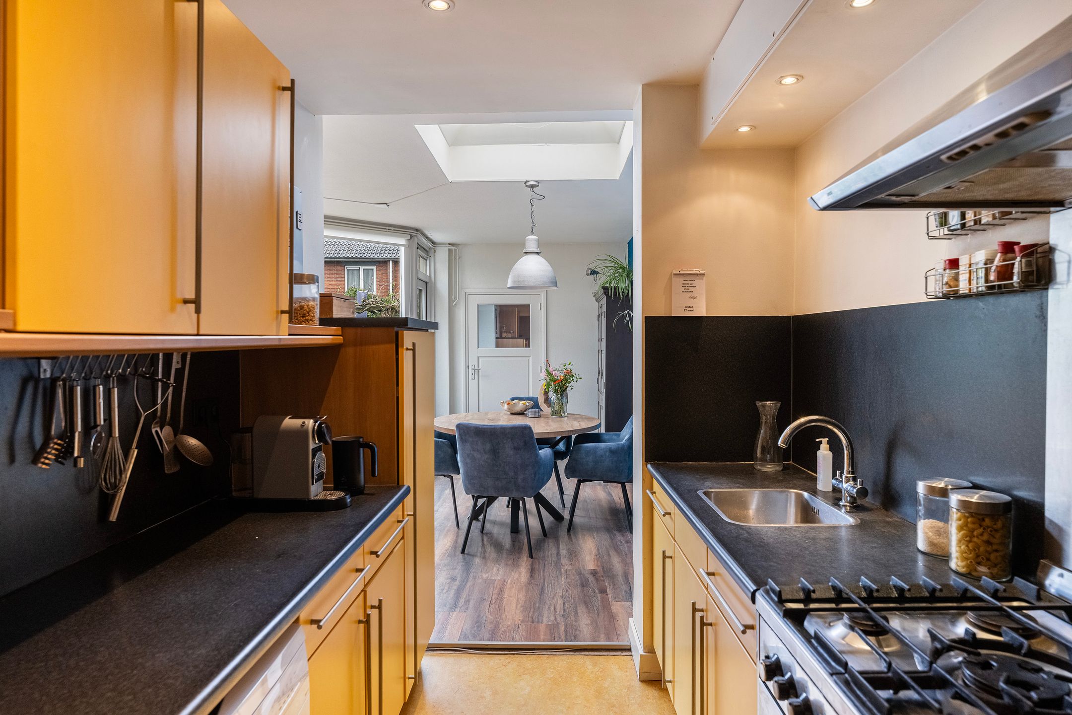 Charming terraced home with extension and 4 bedrooms in popular Veerallee neighborhood — 14