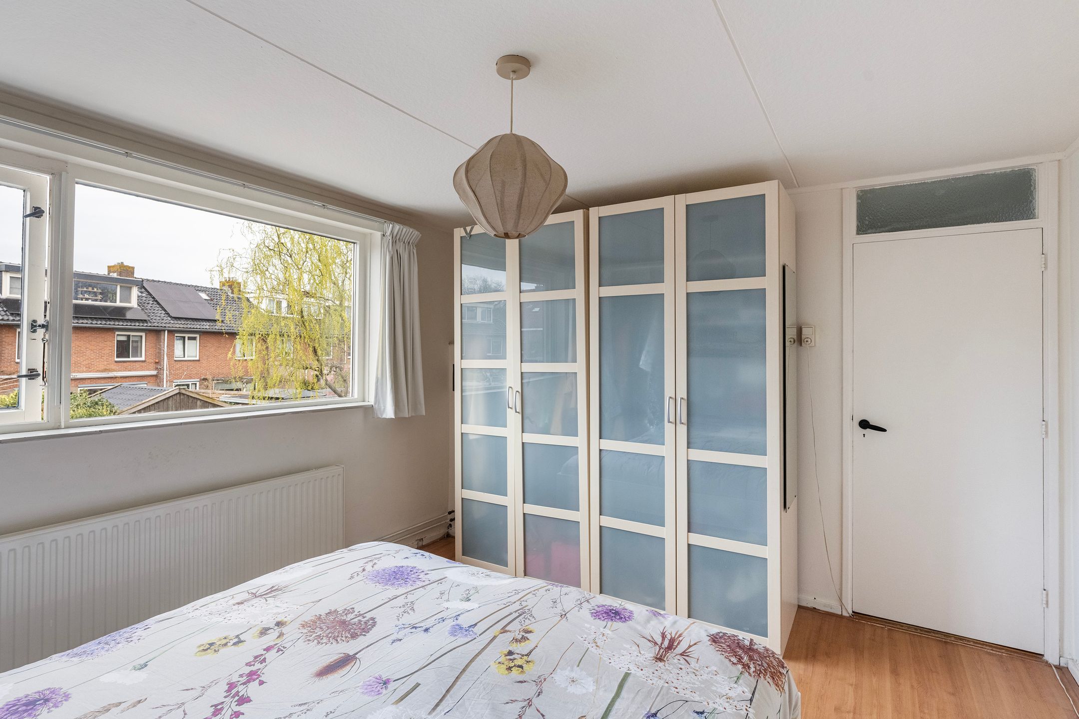 Charming terraced home with extension and 4 bedrooms in popular Veerallee neighborhood — 23