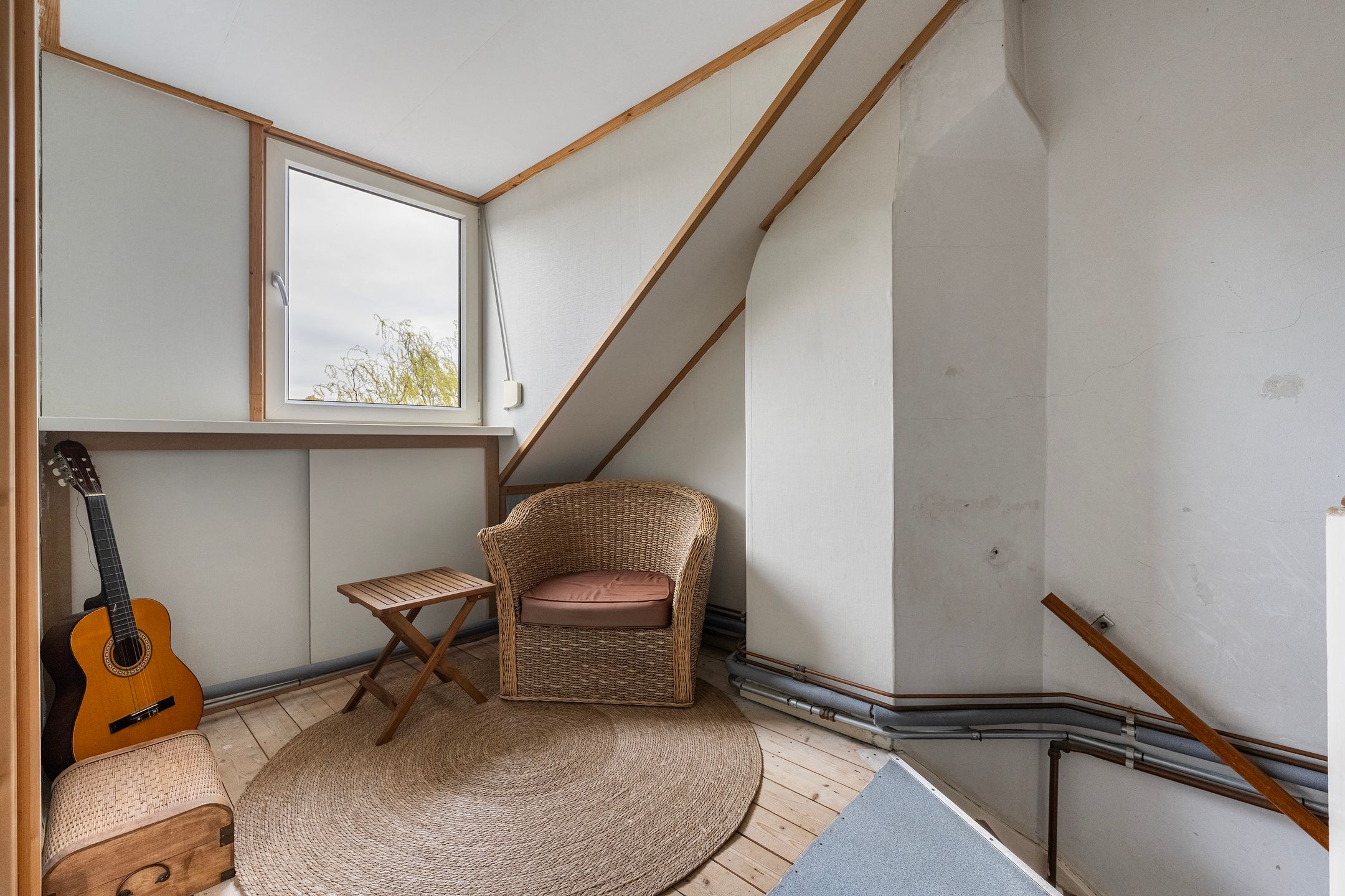 Charming terraced home with extension and 4 bedrooms in popular Veerallee neighborhood — 26