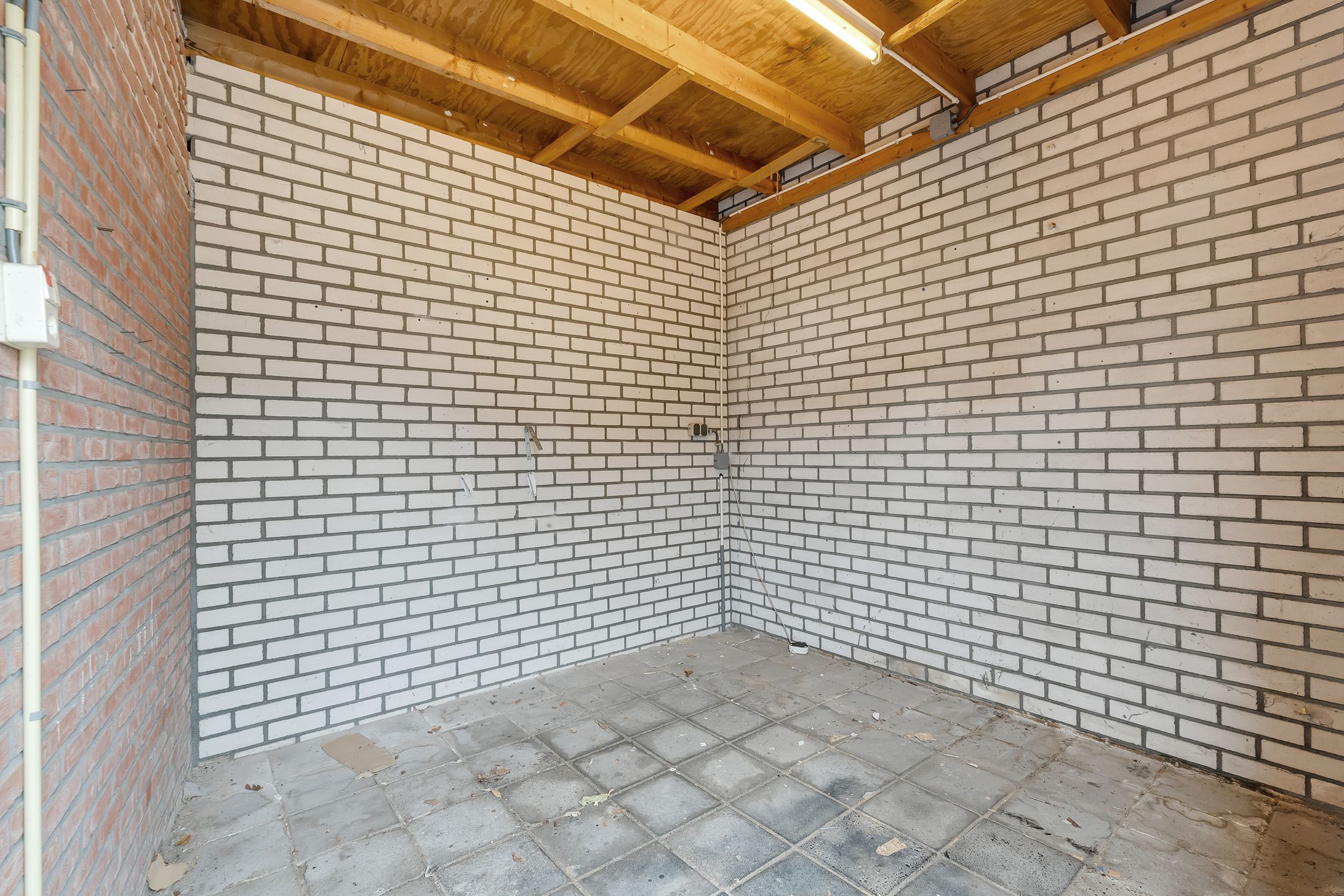 Corner house near Schelfhorstpark in Almelo — 26
