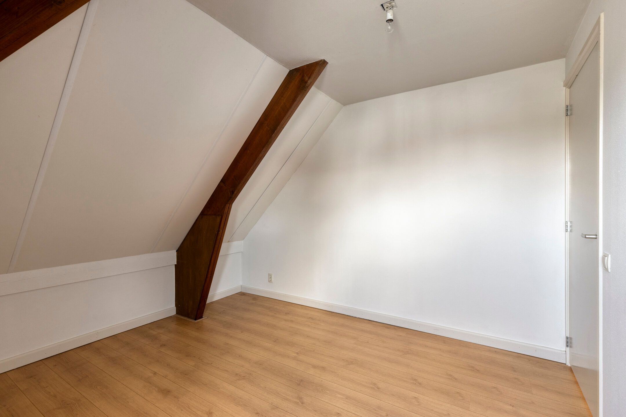 Foto 15 van Antwerpsestraat 5-B