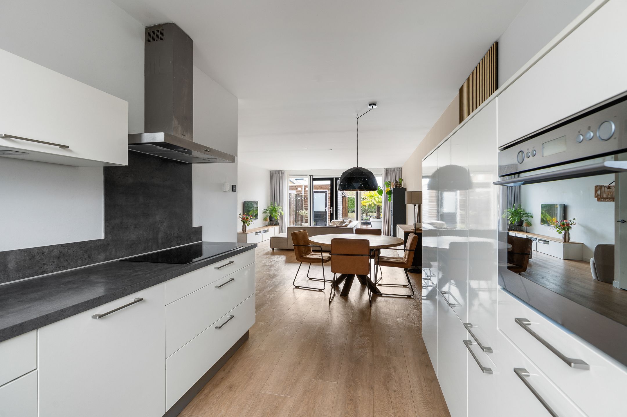 Photo 12 of Goldschmidtstraat 3