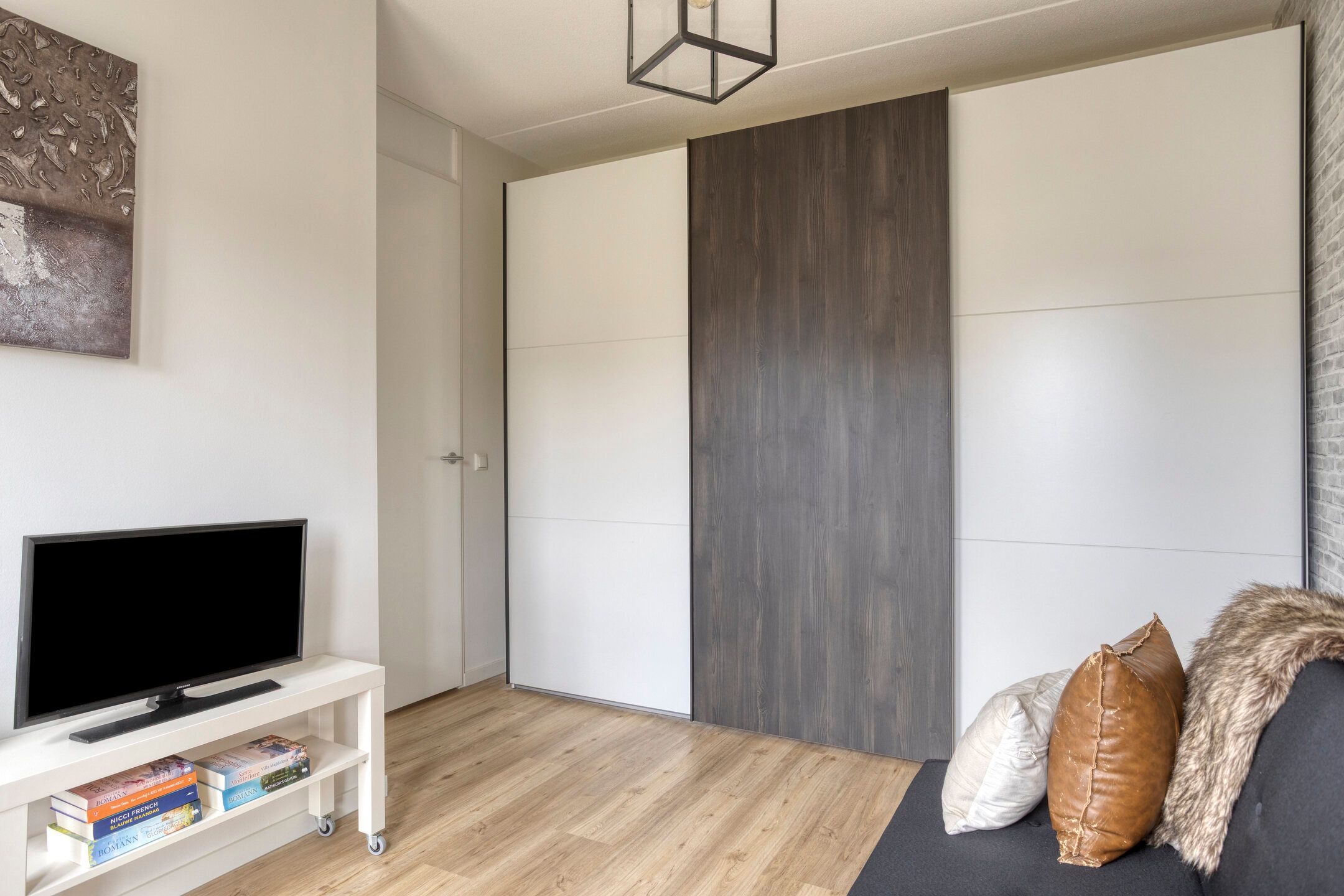 Modern corner home with extension and free view in Lent — 21