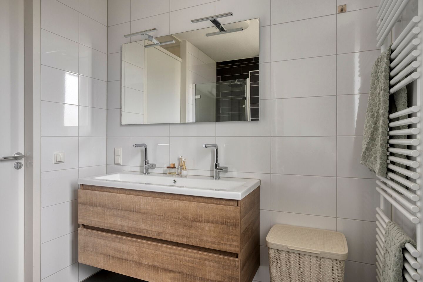 Modern corner home with extension and free view in Lent — 26