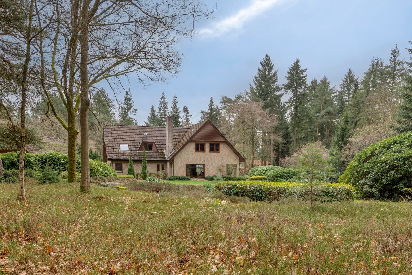 Foto 4 van Dennenlaan 9