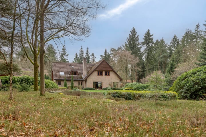 Foto 4 van Dennenlaan 9