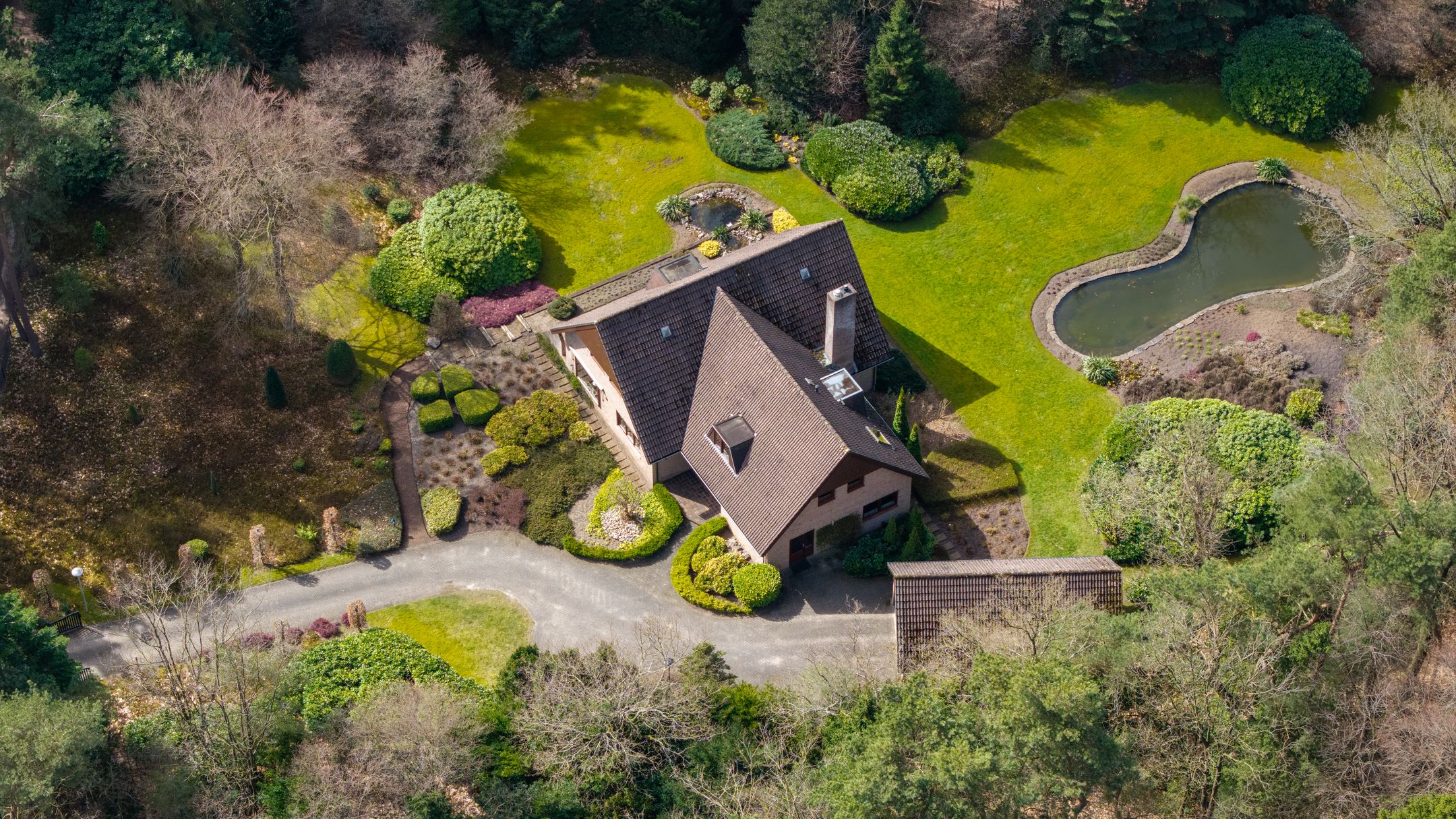 Foto 39 van Dennenlaan 9