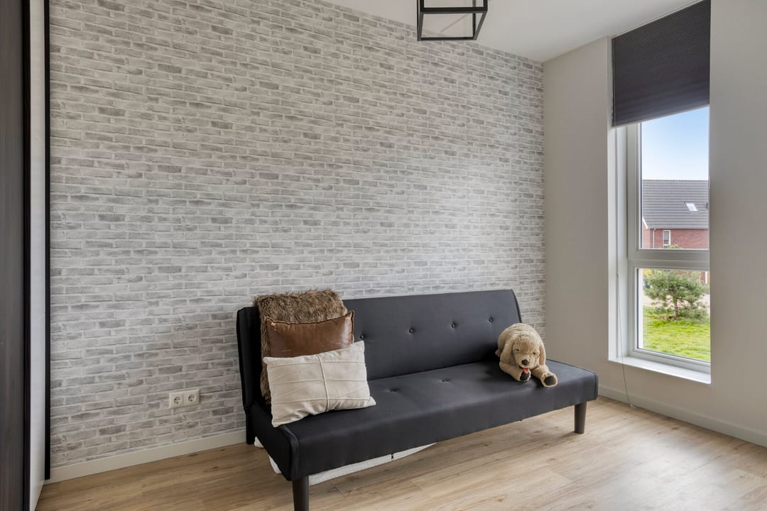 Modern corner home with extension and free view in Lent — 20