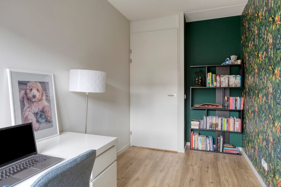 Modern corner home with extension and free view in Lent — 23