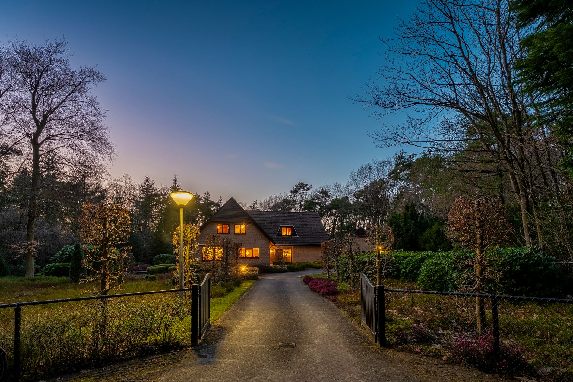 Foto 6 van Dennenlaan 9