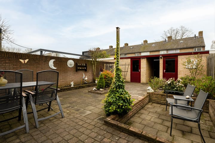 Photo 2 of Roemer Visscherlaan 14