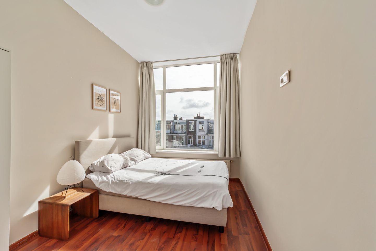 Well-maintained 3-room apartment with skylight in Valkenboskwartier — 19